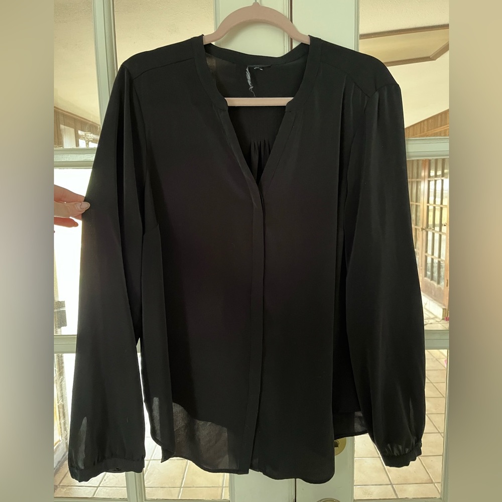 Torrid black button up blouse